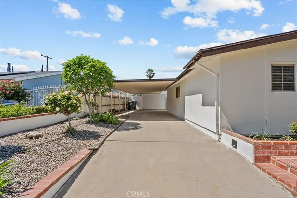 $799,000 | 27837 Bakerton Avenue, Canyon Country, CA 91351