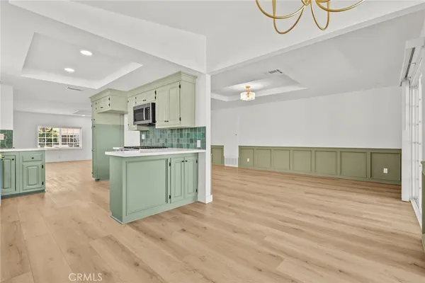 $799,000 | 27837 Bakerton Avenue, Canyon Country, CA 91351