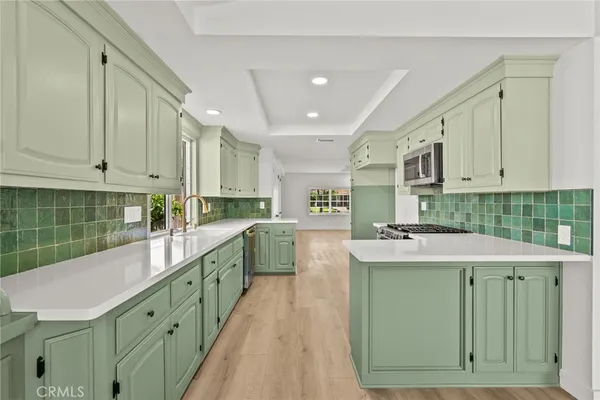 $799,000 | 27837 Bakerton Avenue, Canyon Country, CA 91351