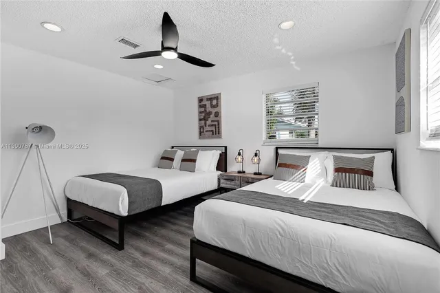 $630,000 | 7471 Hope Street, Hollywood, FL 33024