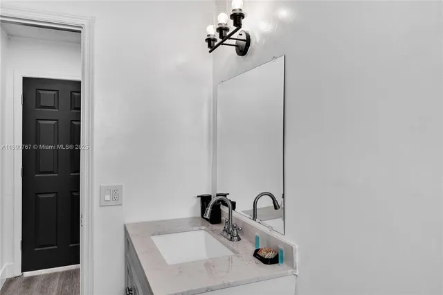 $630,000 | 7471 Hope Street, Hollywood, FL 33024