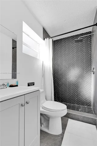 $630,000 | 7471 Hope Street, Hollywood, FL 33024