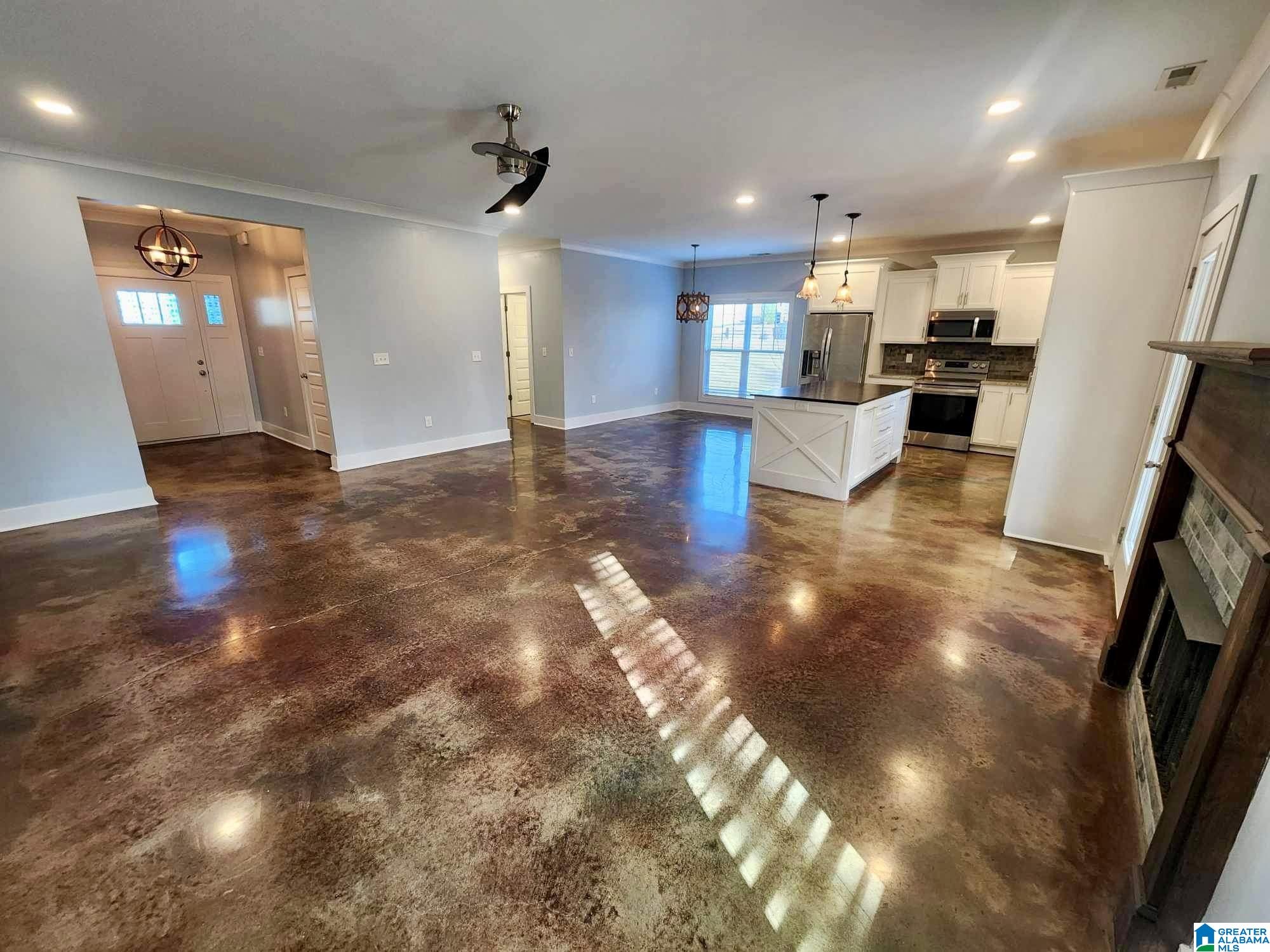370 Smithfield Lane Springville, AL 35146 - Photo 10 of 39