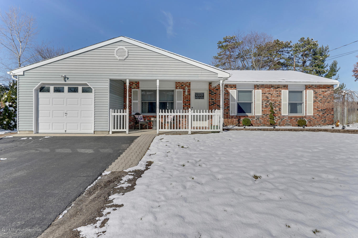 53 Newtons Corner Rd Howell NJ-large-003