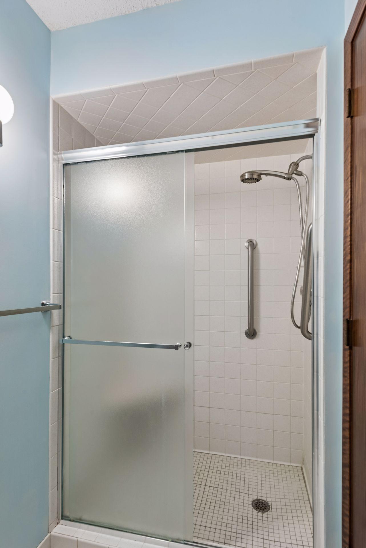 5601 Dewey Hill Road, Unit 210 Edina, MN 55439 - Photo 42 of 70 Gallery Image 42
