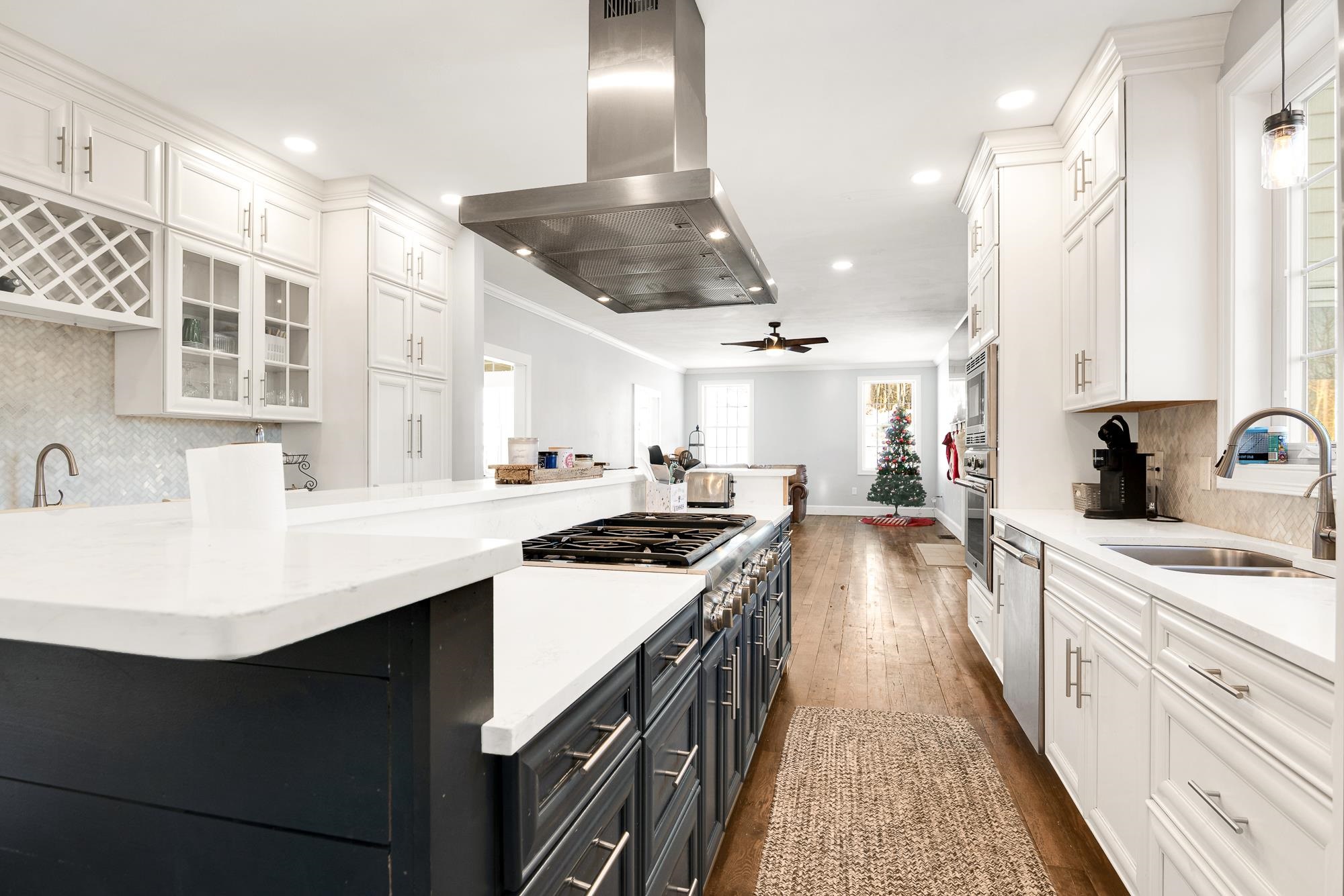 19 Woodhill Hooksett Road Bow, NH 03304 - Photo 12 of 56