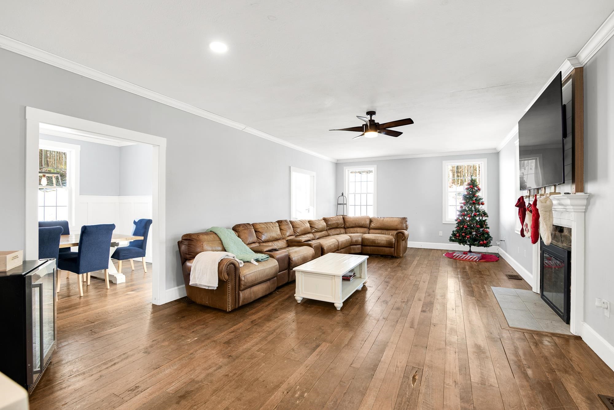 19 Woodhill Hooksett Road Bow, NH 03304 - Photo 17 of 56