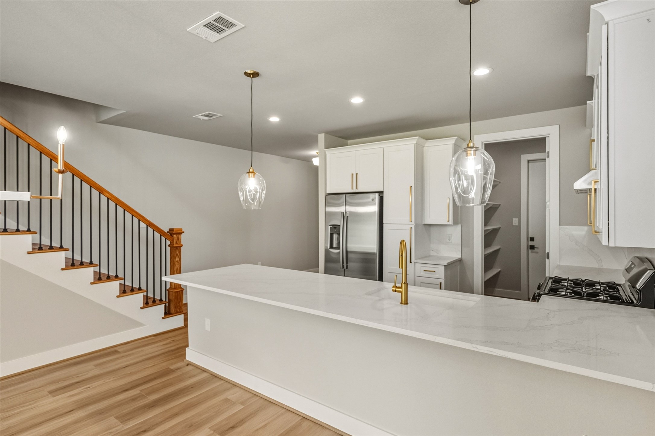 3424 Elser Street Houston, TX 77009 - Photo 10 of 36