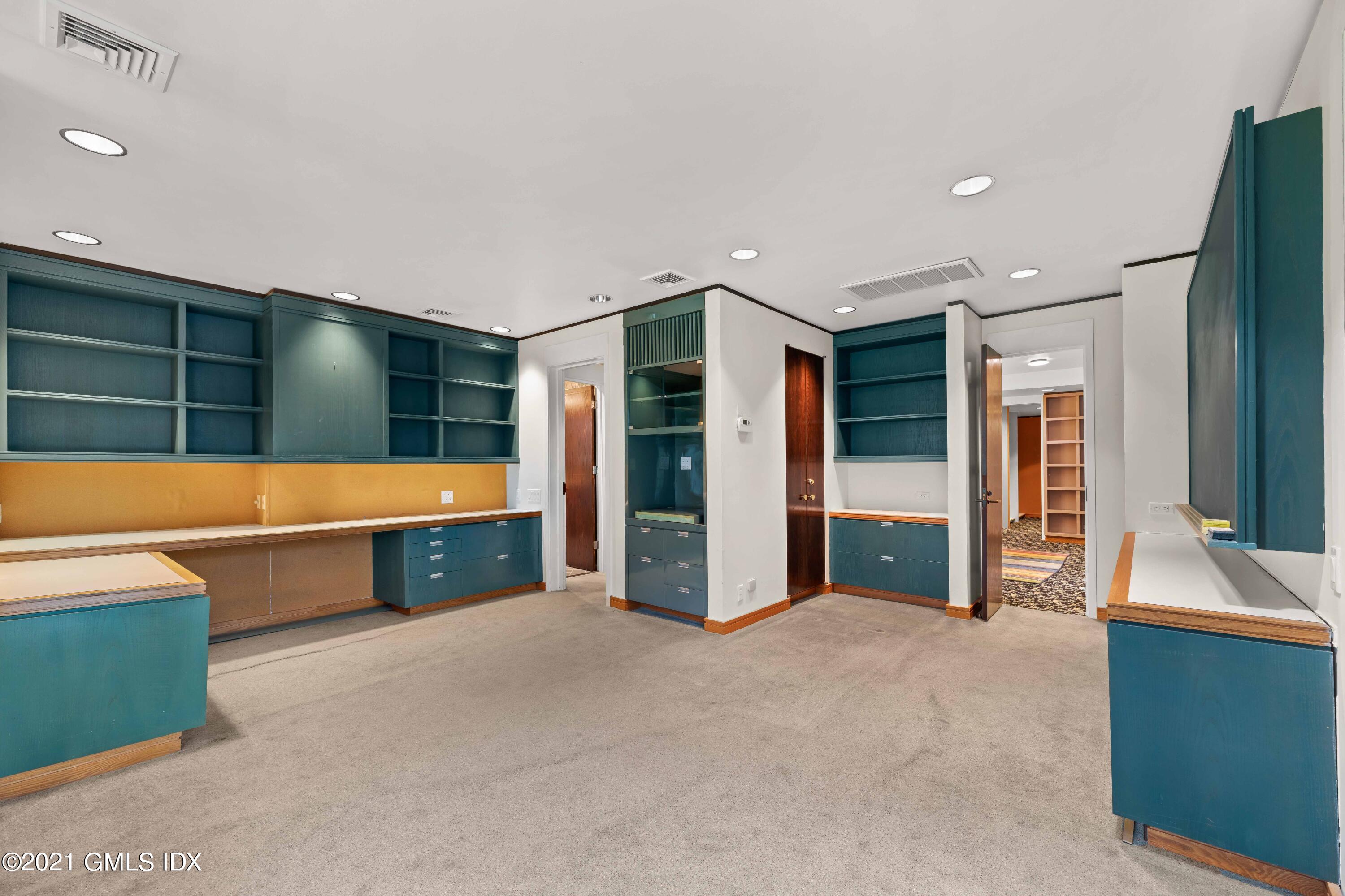 115 Old Mill Road Greenwich, CT 06831 - Photo 15 of 26 115 Old Mill Road-2575