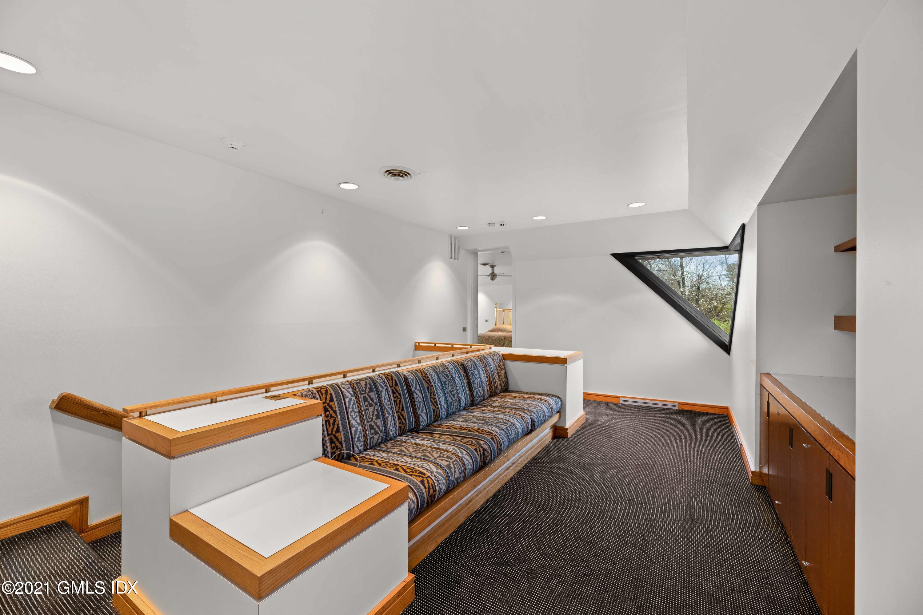 115 Old Mill Road Greenwich, CT 06831 - Photo 22 of 26 115 Old Mill Road-2712