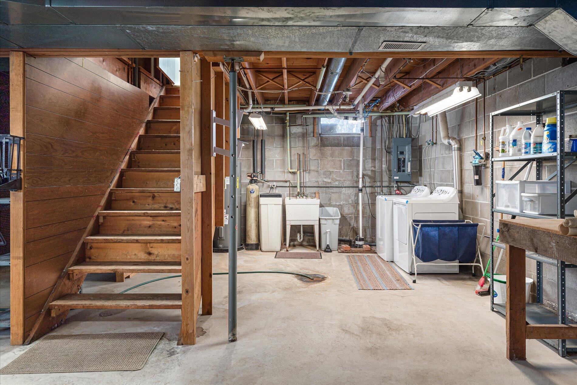 N6213 Fox Street Onalaska, WI 54650 - Photo 14 of 26 Basement