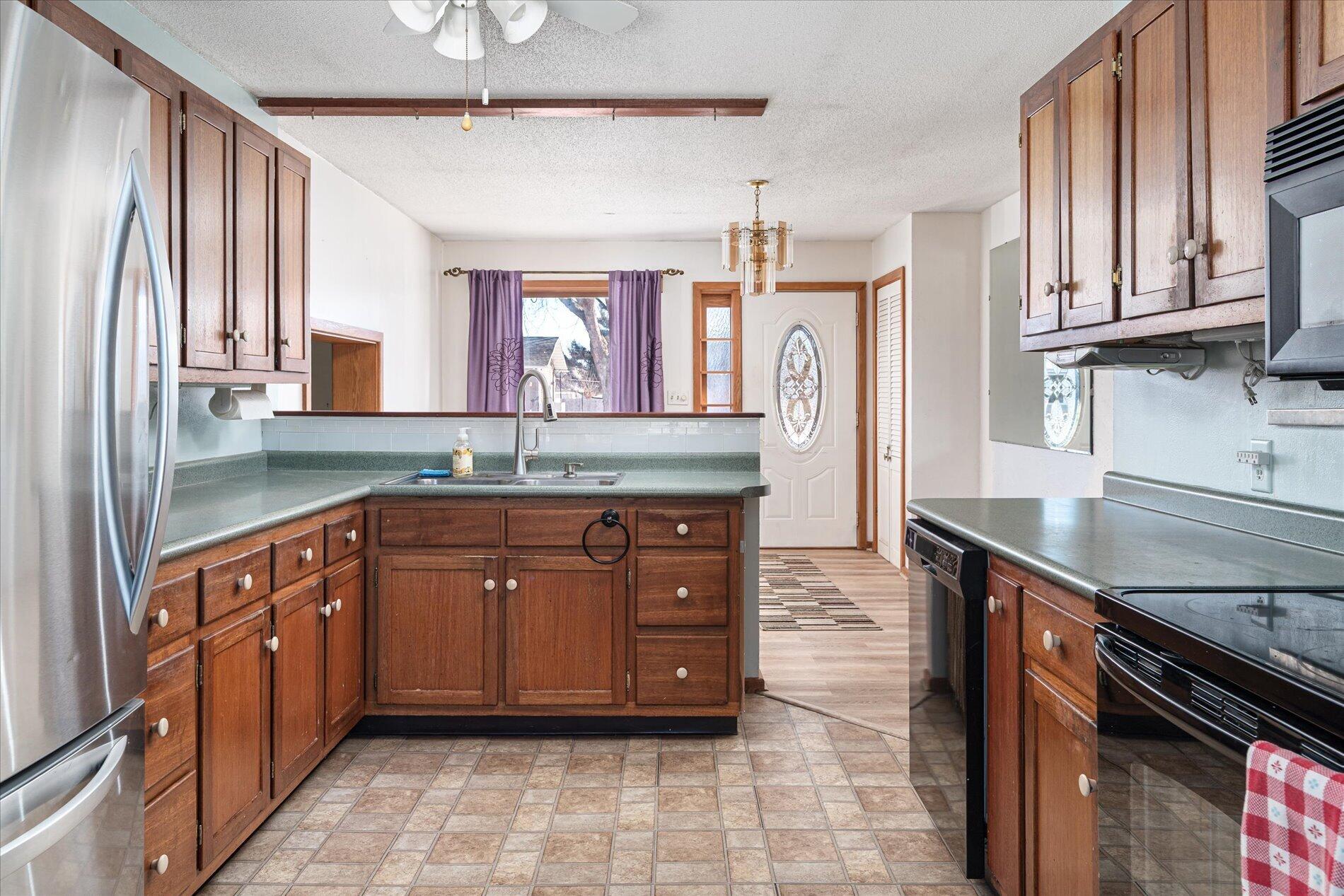 N6213 Fox Street Onalaska, WI 54650 - Photo 5 of 26 Kitchen 3
