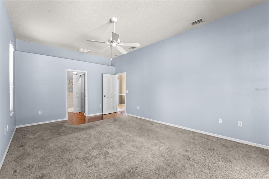 9183 Nightingale Road Weeki Wachee, FL 34613 - Photo 14 of 32