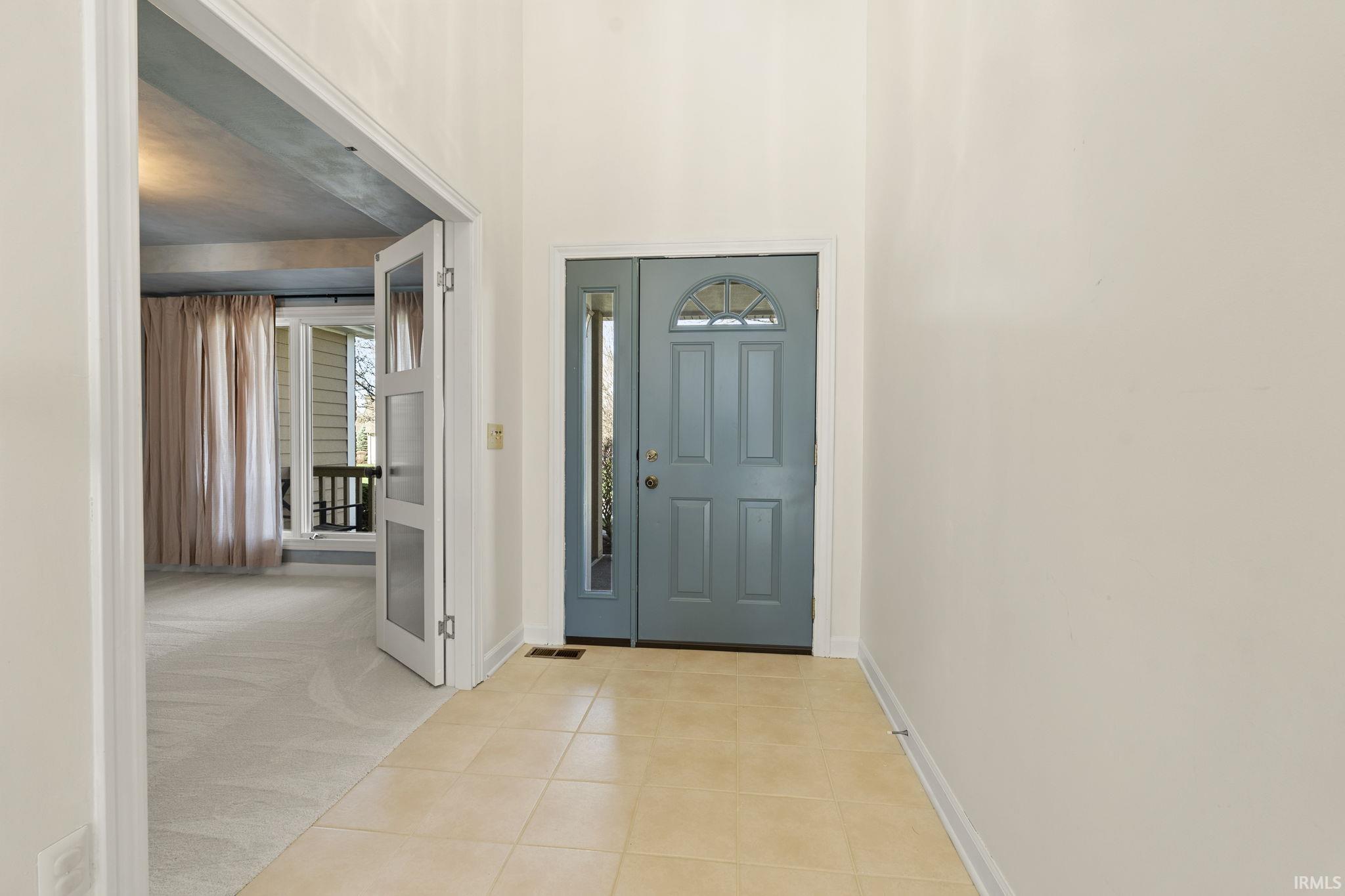 6323 Bittersweet Lakes Run Fort Wayne, IN 46814 - Photo 6 of 36