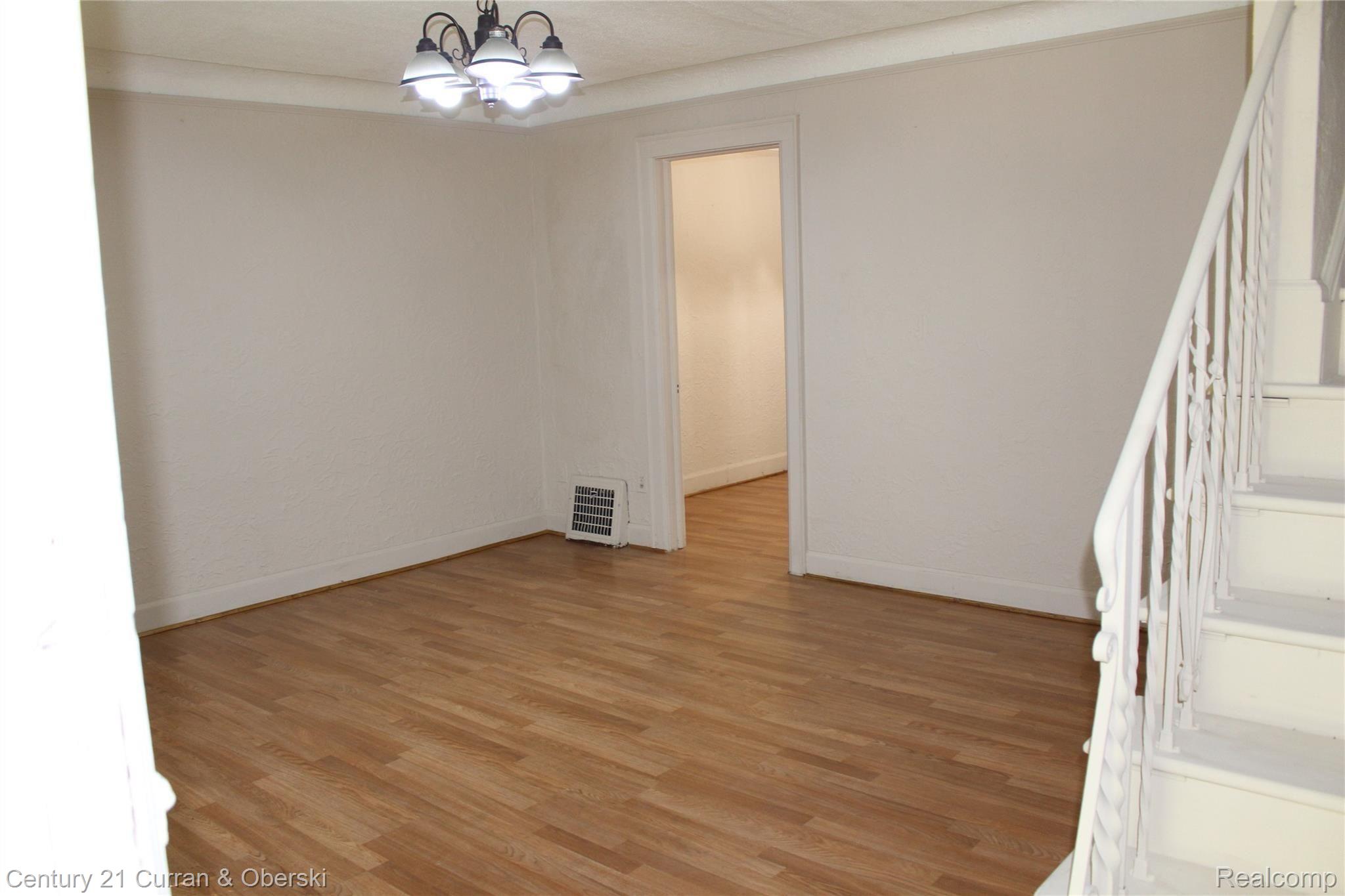 5903 Miller Road Dearborn, MI 48126 - Photo 3 of 9 IMG_9720.JPG