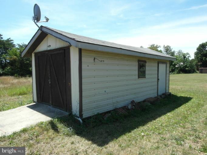 950 Pious Ridge Road Berkeley Springs, WV 25411 - Photo 17 of 30 Exterior (General)
