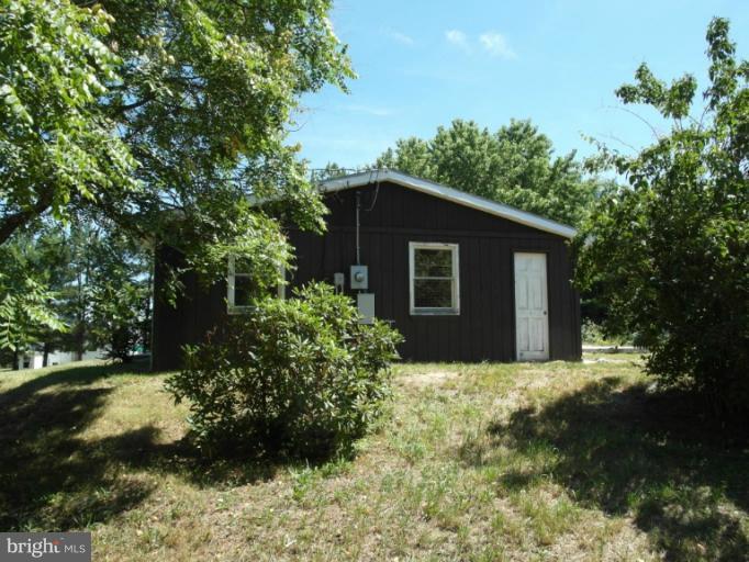 950 Pious Ridge Road Berkeley Springs, WV 25411 - Photo 18 of 30 Exterior (General)