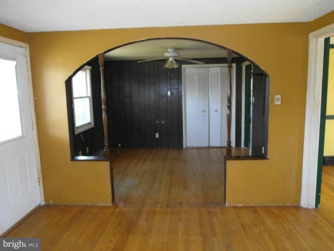 950 Pious Ridge Road Berkeley Springs, WV 25411 - Photo 19 of 30 Interior (General)