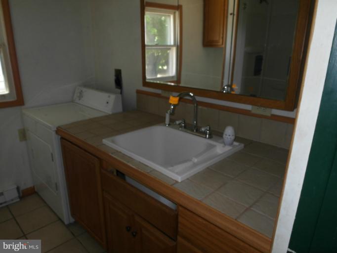 950 Pious Ridge Road Berkeley Springs, WV 25411 - Photo 29 of 30 Bath