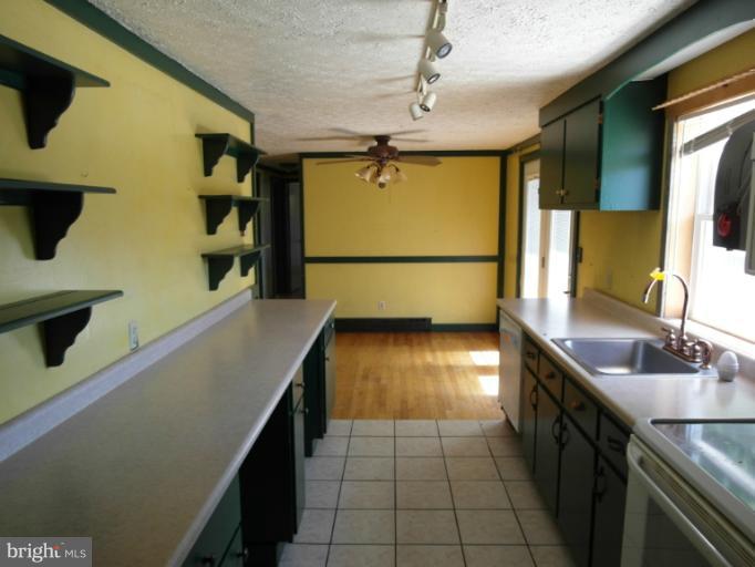 950 Pious Ridge Road Berkeley Springs, WV 25411 - Photo 9 of 30 Kitchen