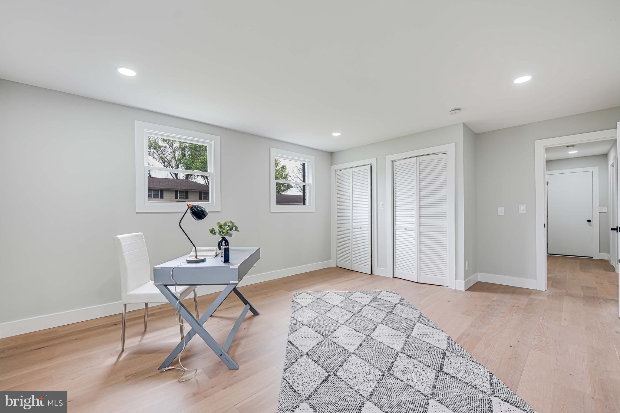 8643 Gateshead Road Alexandria, VA 22309 - Photo 31 of 40 a view of a livingroom with furniture and a window