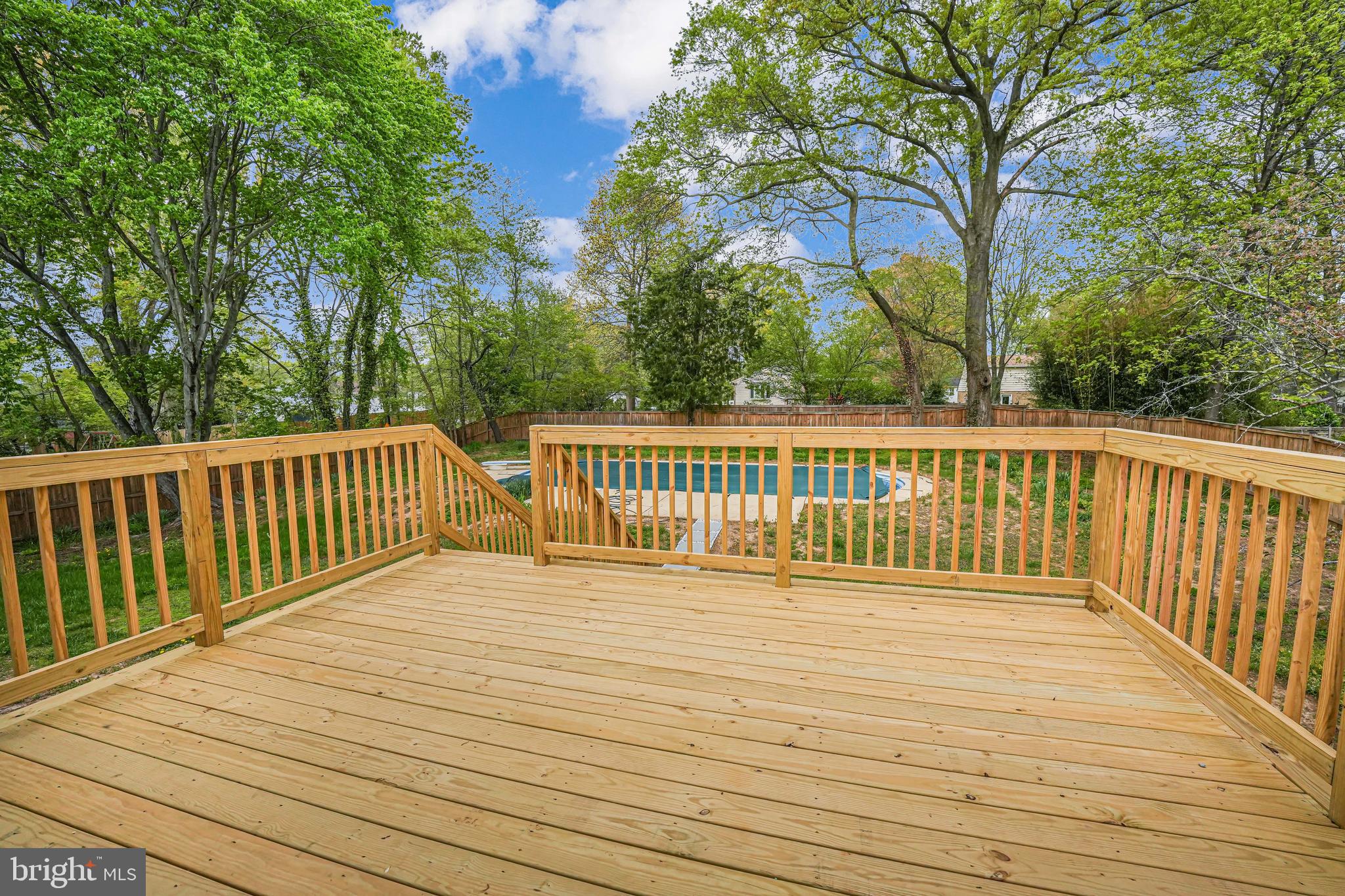 8643 Gateshead Road Alexandria, VA 22309 - Photo 35 of 40