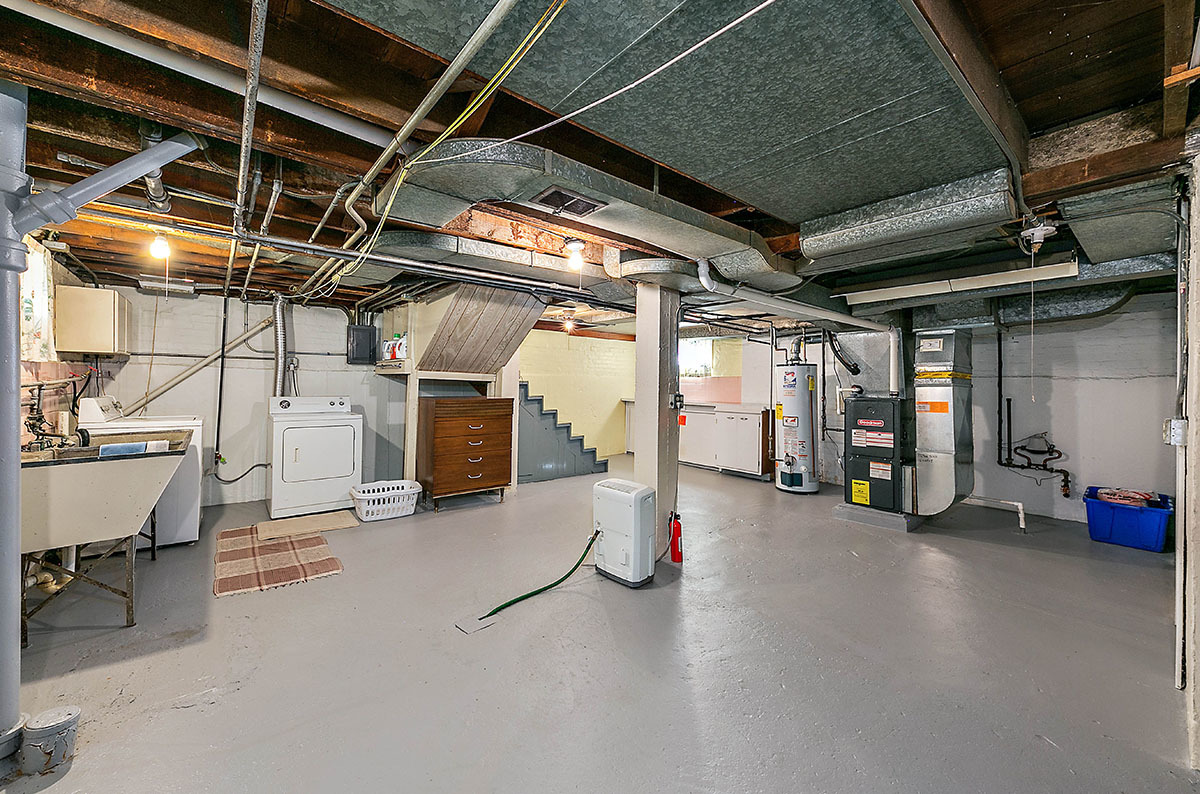 826 North Center Street Naperville, IL 60563 - Photo 17 of 21 a view of storage and utility room