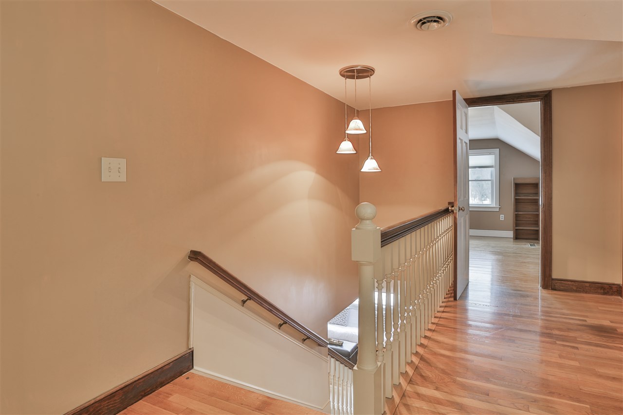 41 Haverhill Road Salem, NH 03079 - Photo 23 of 36