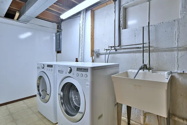 $500,000 | 6730 Charleston Drive, Darien, IL 60561