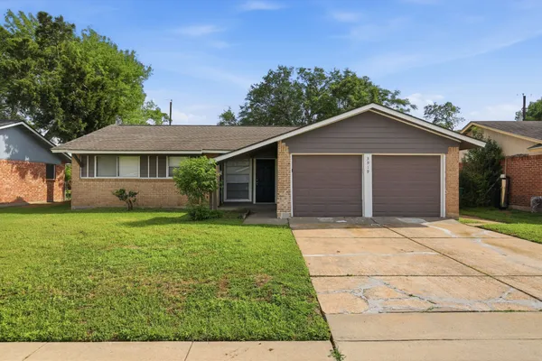 $184,900 | 3919 Rosebud Drive, Houston, TX 77053
