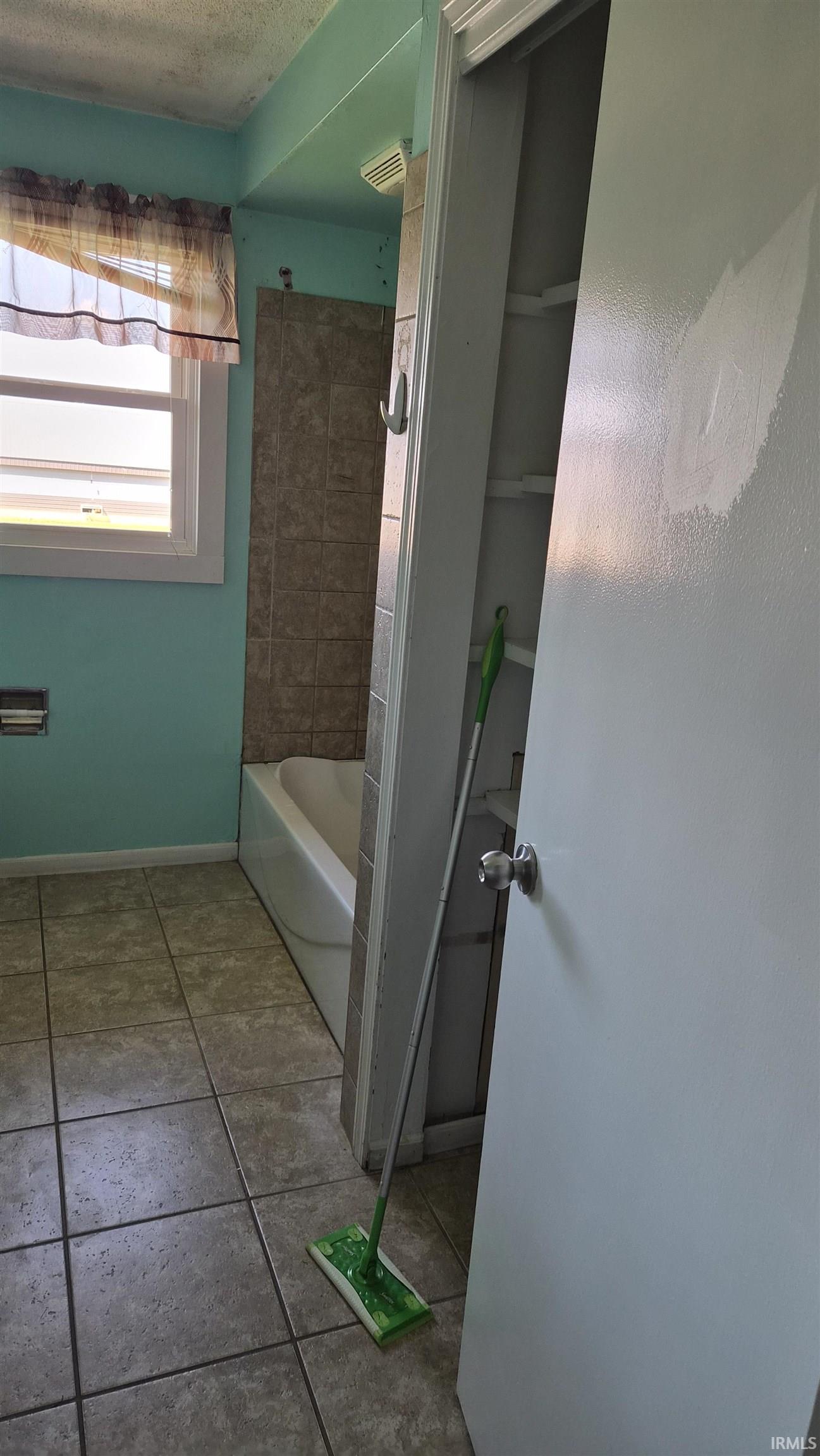 17105 Darling Road Woodburn, IN 46797 - Photo 27 of 50 Gallery Image 27