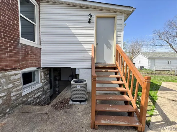 $169,999 | 4941 Loughborough Avenue, St. Louis, MO 63109