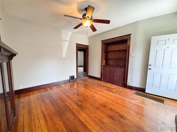 $169,999 | 4941 Loughborough Avenue, St. Louis, MO 63109