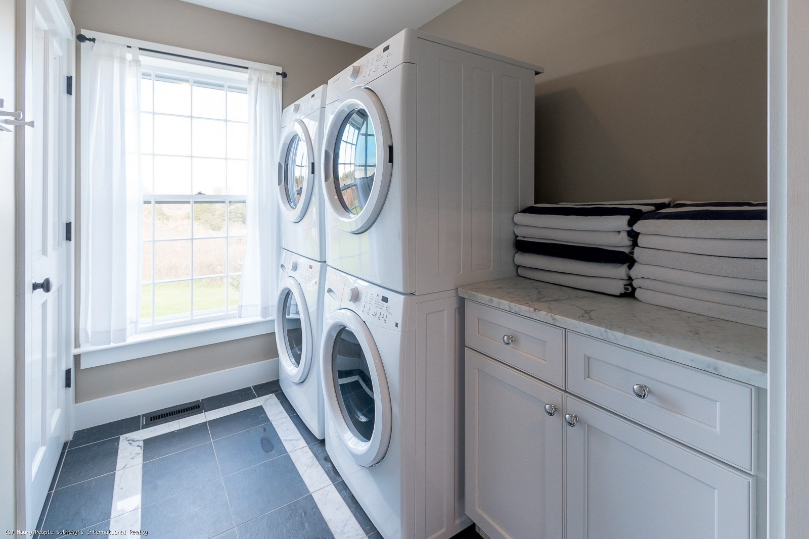 21 Quidnet Road, Unit 1 Nantucket, MA 02554 - Photo 41 of 42 Gallery Image 41