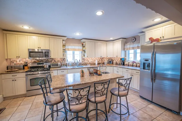 $599,000 | 5 Alpine Loop Road, West Dover, VT 05356