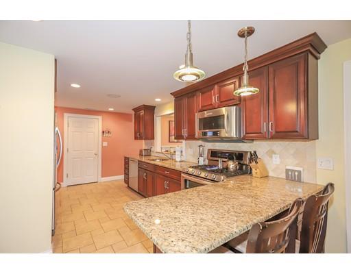 38 Renwick Road Wakefield, MA 01880 - Photo 6 of 30
