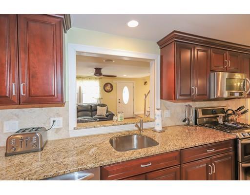 38 Renwick Road Wakefield, MA 01880 - Photo 10 of 30