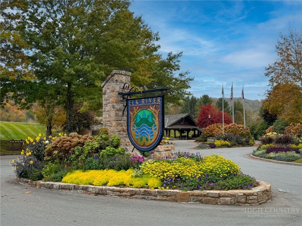 Wren Way Banner Elk, NC 28604 - Photo 1 of 12 Gallery Image 1