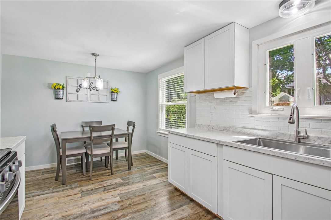 60 Walzer Road Irondequoit, NY 14622 - Photo 7 of 32