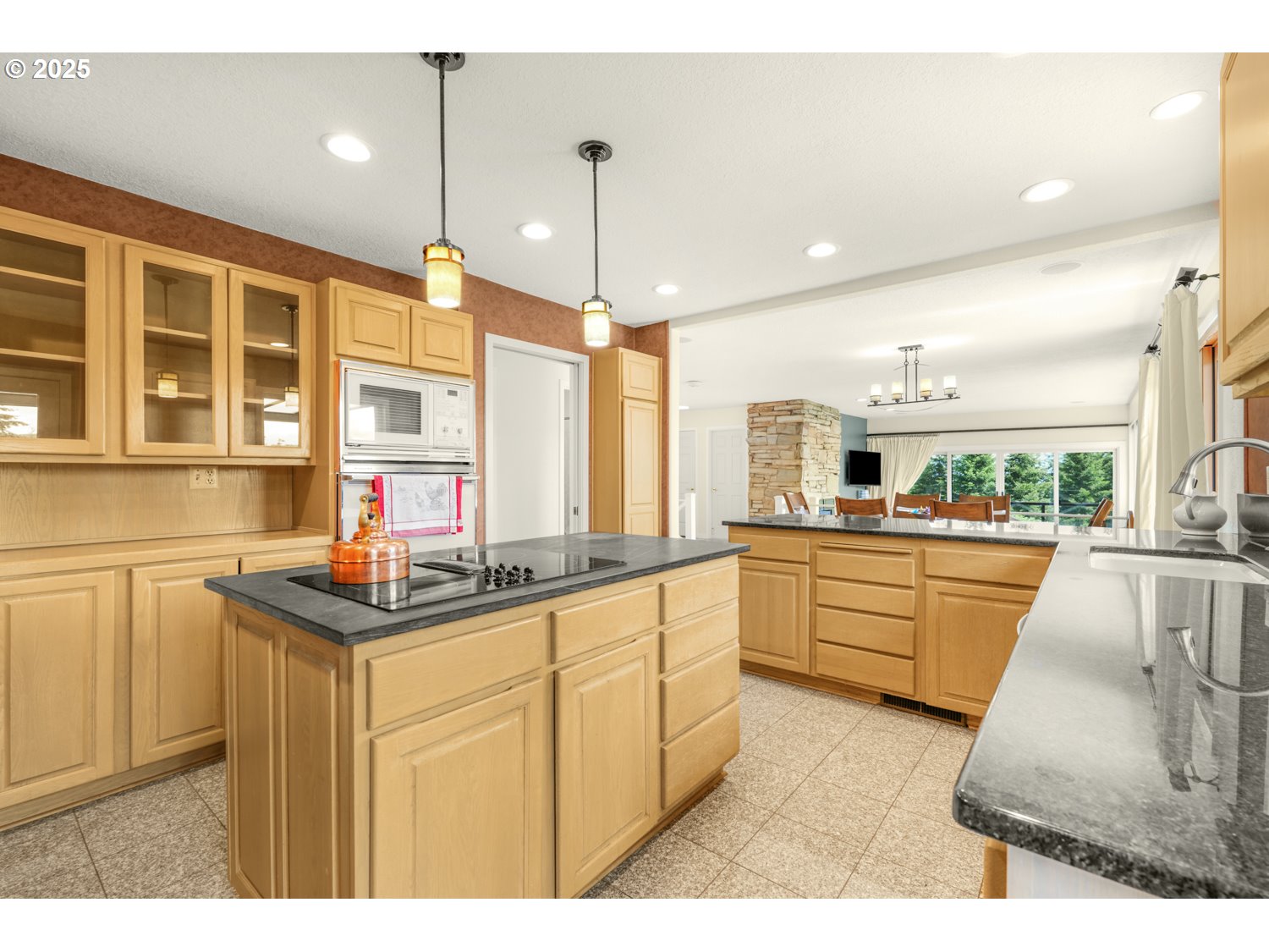 52256 Mountain View Road Scappoose, OR 97056 - Photo 12 of 35 Gallery Image 12