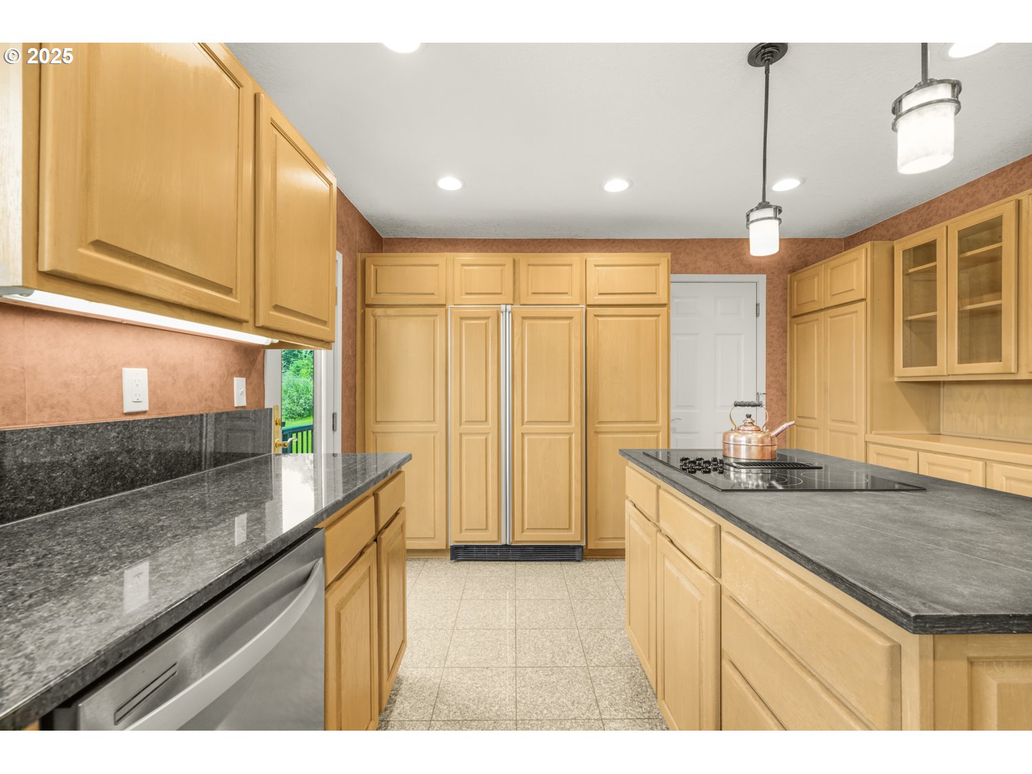 52256 Mountain View Road Scappoose, OR 97056 - Photo 13 of 35 Gallery Image 13