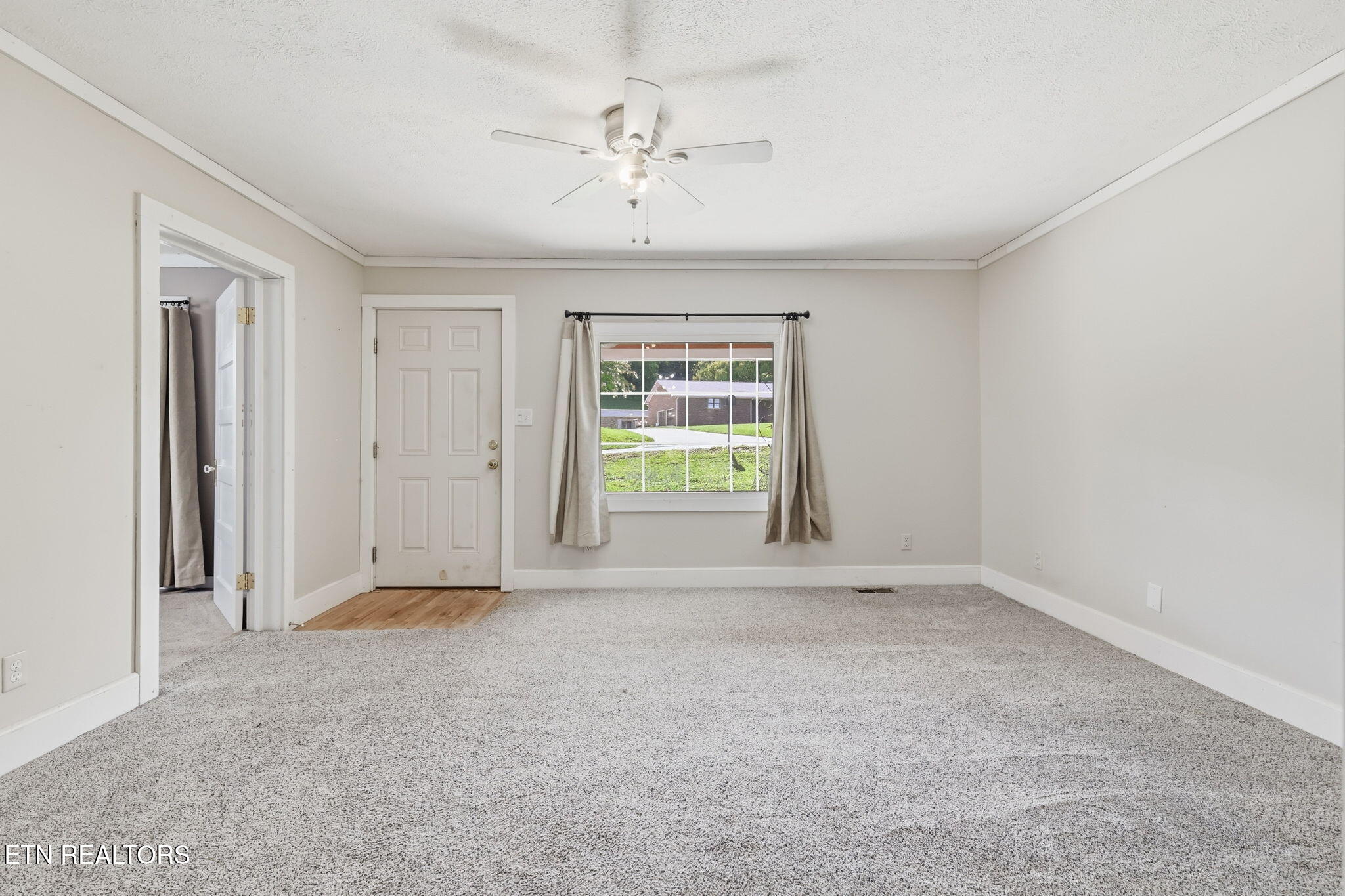 415 Island Ford Road Jacksboro, TN 37757 - Photo 11 of 39 27-web-or-mls-3F1A5039