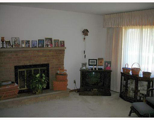 55571 Buckeye Road Mishawaka, IN 46545 - Photo 2 of 8 Gallery Image 2