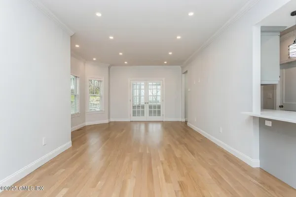 $5,500 | 347 Delavan Avenue, Unit A, Greenwich, CT 06830