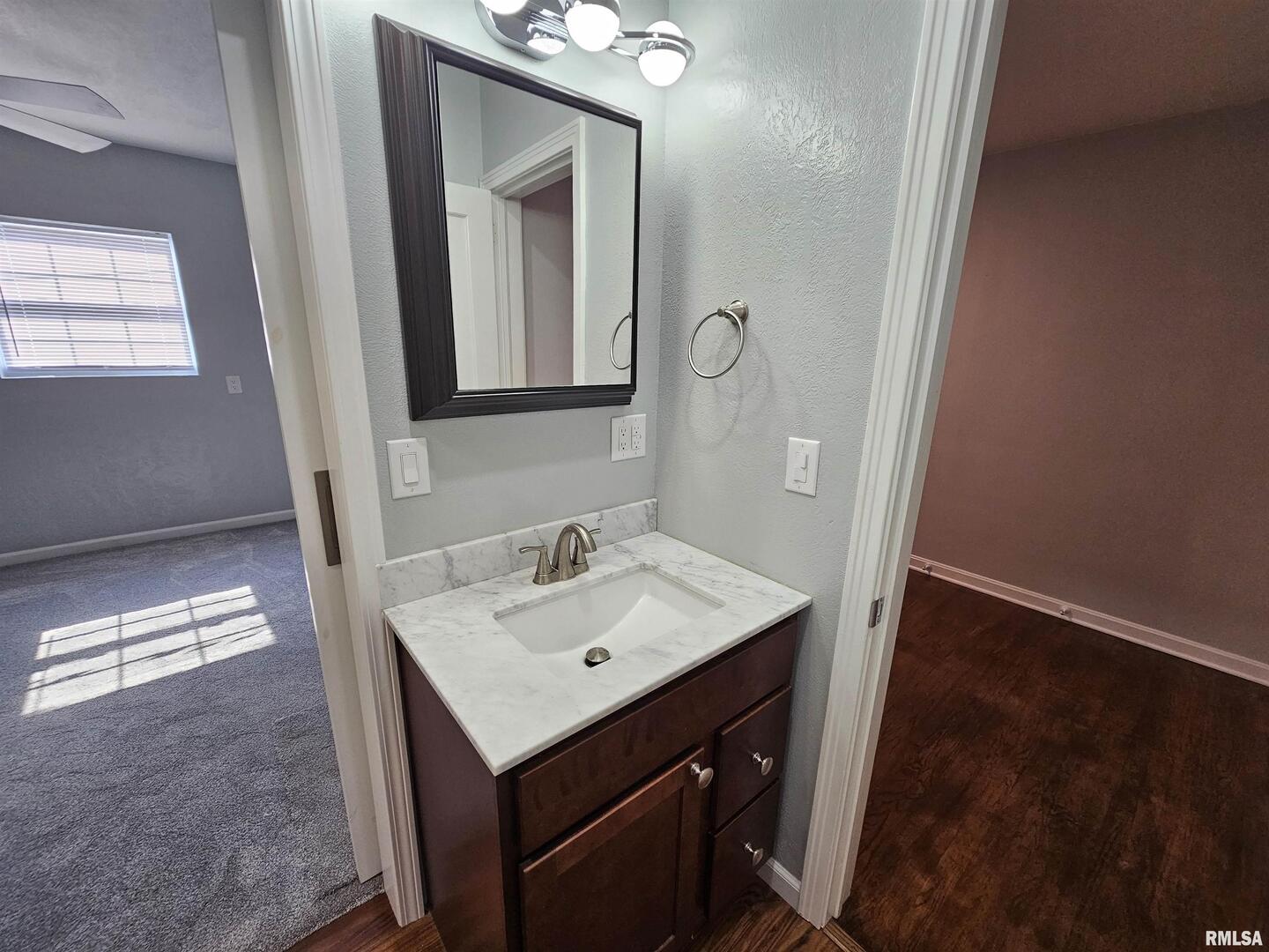 219 South 19th Street Mount Vernon, IL 62864 - Photo 11 of 32