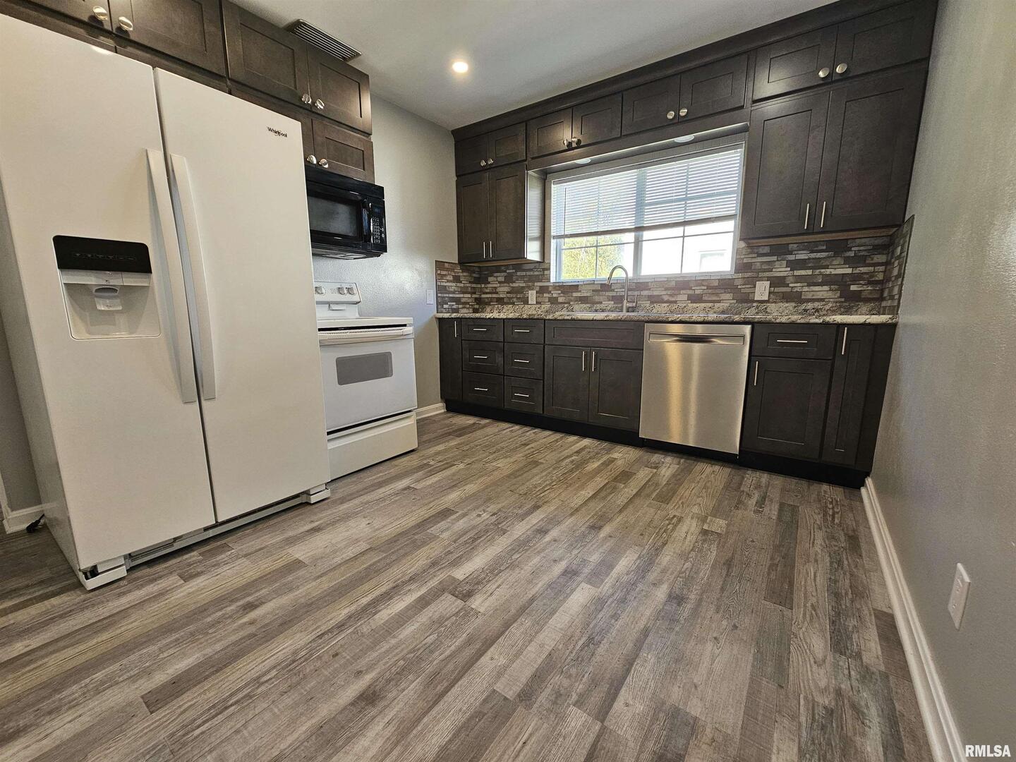 219 South 19th Street Mount Vernon, IL 62864 - Photo 13 of 32