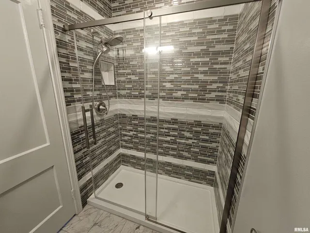 $169,000 | 219 South 19th Street, Mount Vernon, IL 62864