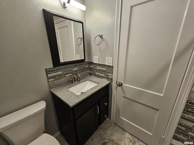 $169,000 | 219 South 19th Street, Mount Vernon, IL 62864