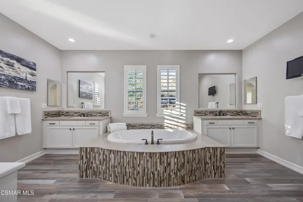 $2,199,000 | 5007 Via Mesita, Newbury Park, CA 91320