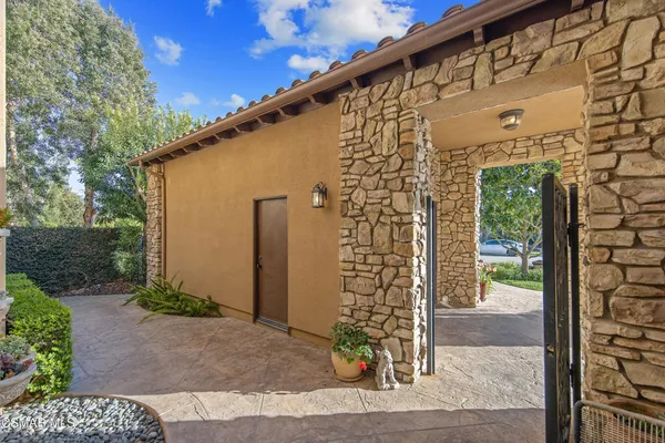 $2,199,000 | 5007 Via Mesita, Newbury Park, CA 91320